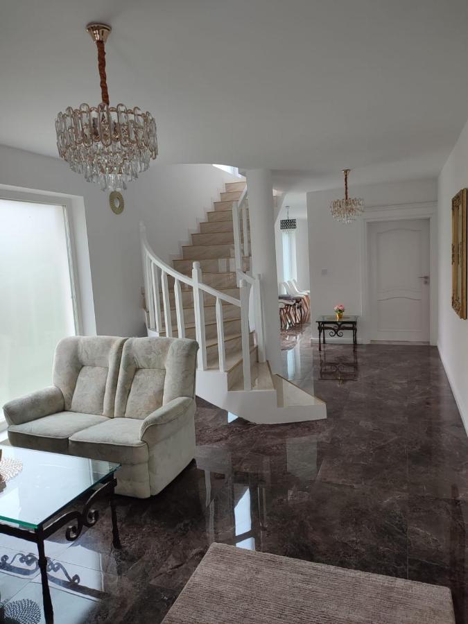 Casa Anne Ξενοδοχείο Băile Herculane Εξωτερικό φωτογραφία