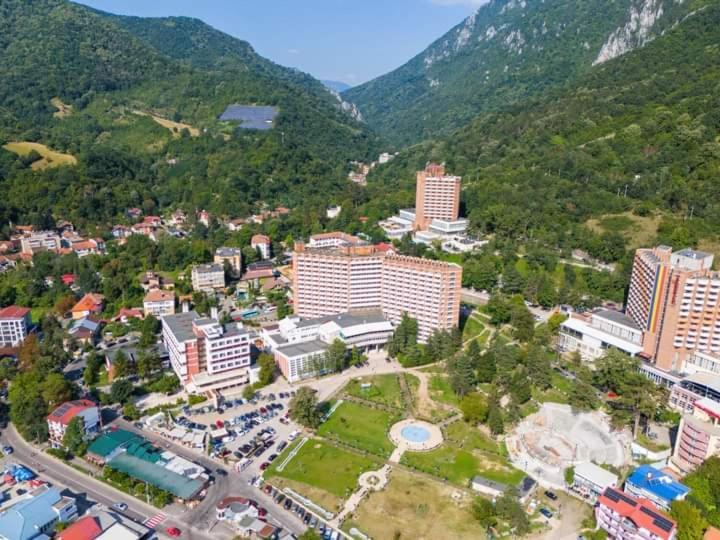 Casa Anne Ξενοδοχείο Băile Herculane Εξωτερικό φωτογραφία